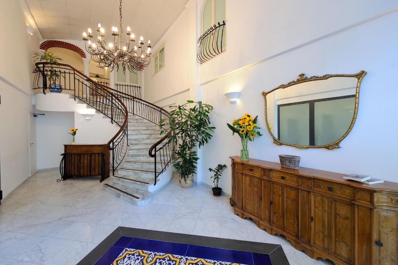 Aurora Apartments Amalfi Exterior foto